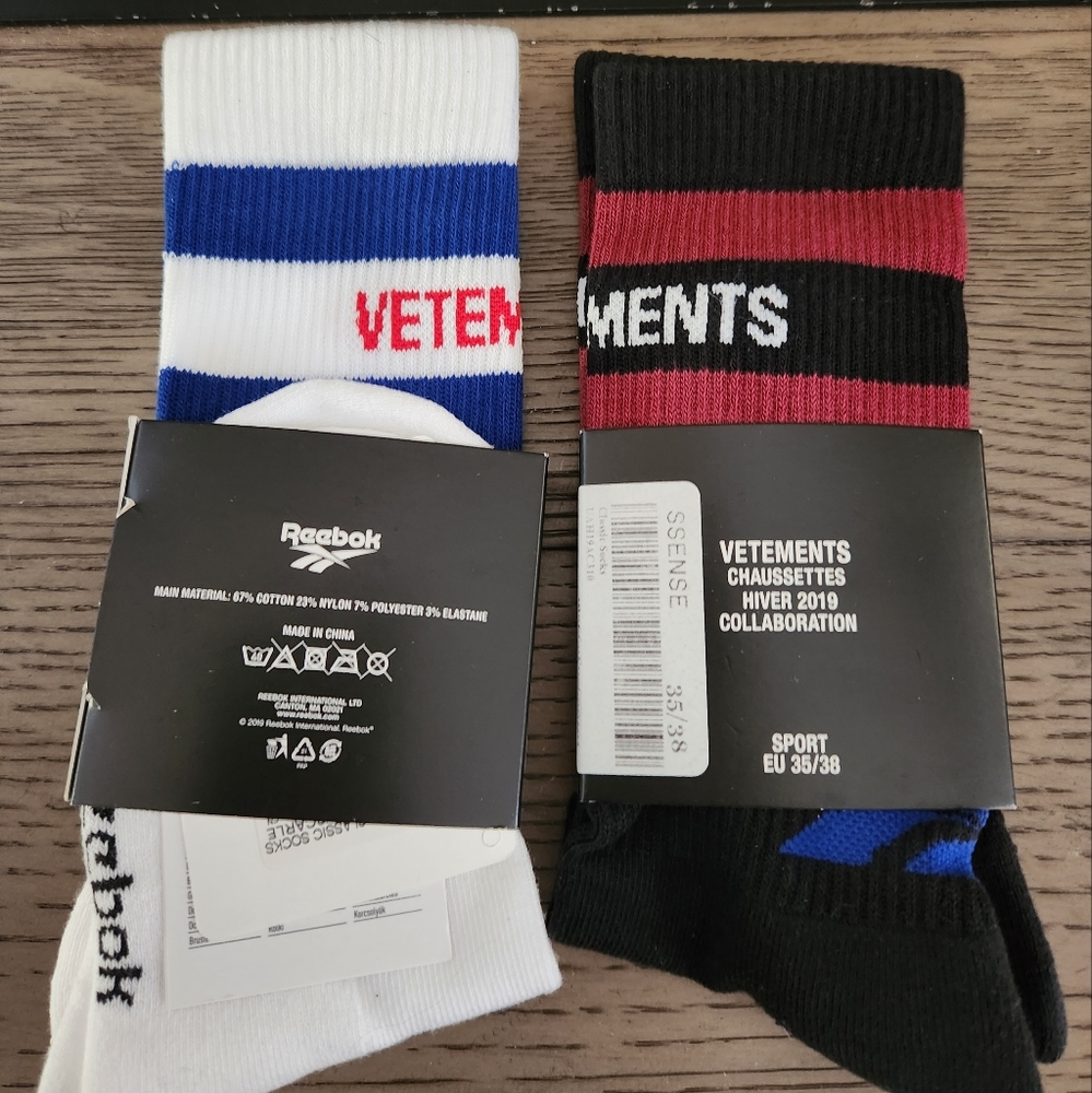 Vetements Reebock socks 2 pairs !